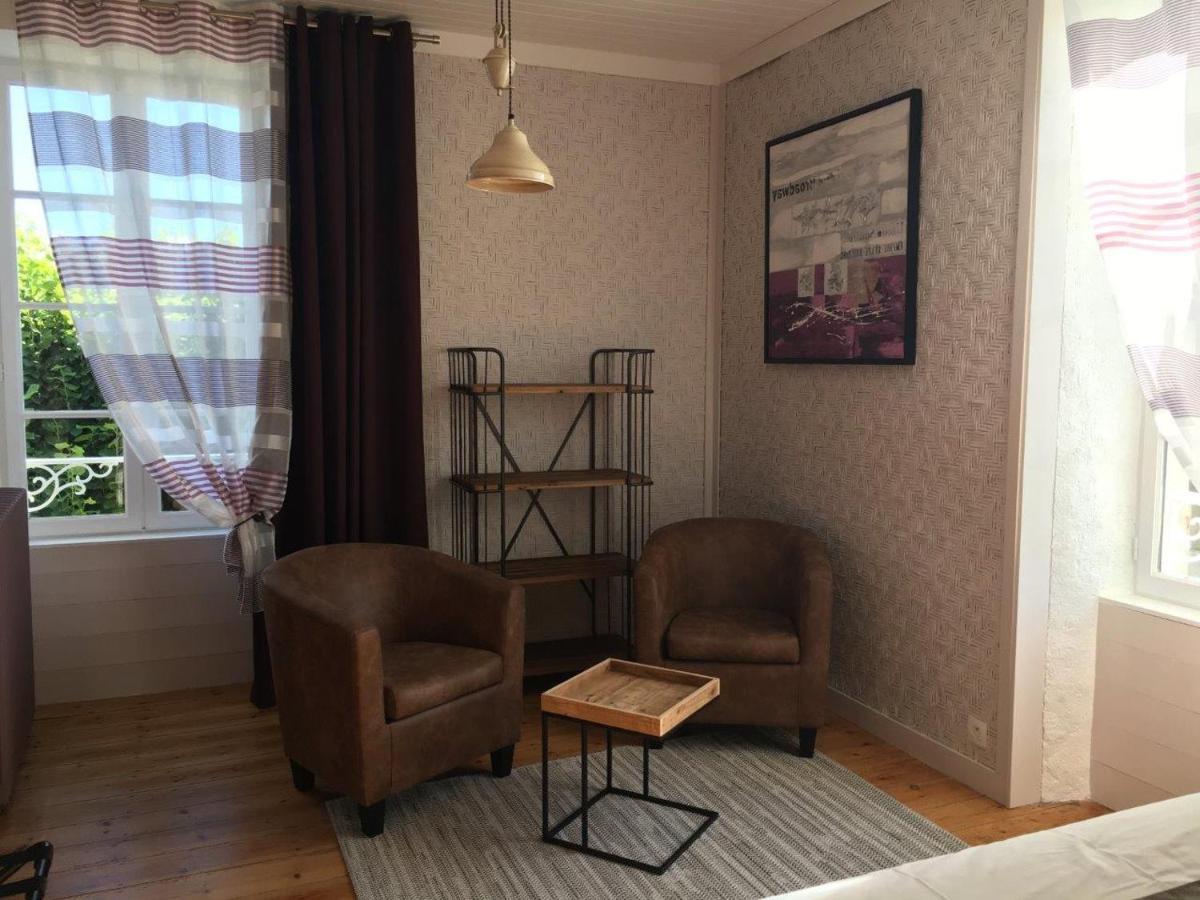 Tilleuls Et Bambous Hotel Saint-Sauveur-d'Aunis Luaran gambar