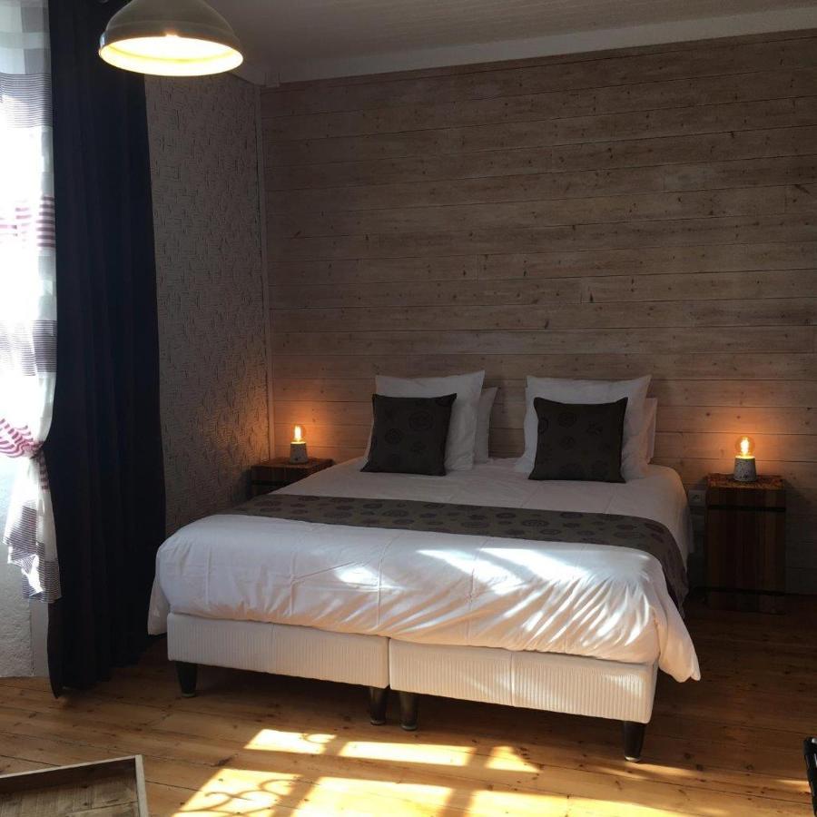 Tilleuls Et Bambous Hotel Saint-Sauveur-d'Aunis Luaran gambar